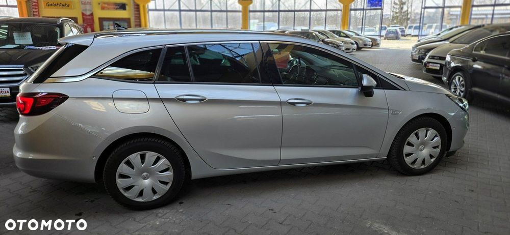 Opel Astra - 10