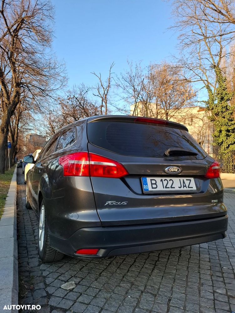 Ford Focus 1.0 EcoBoost Titanium - 9