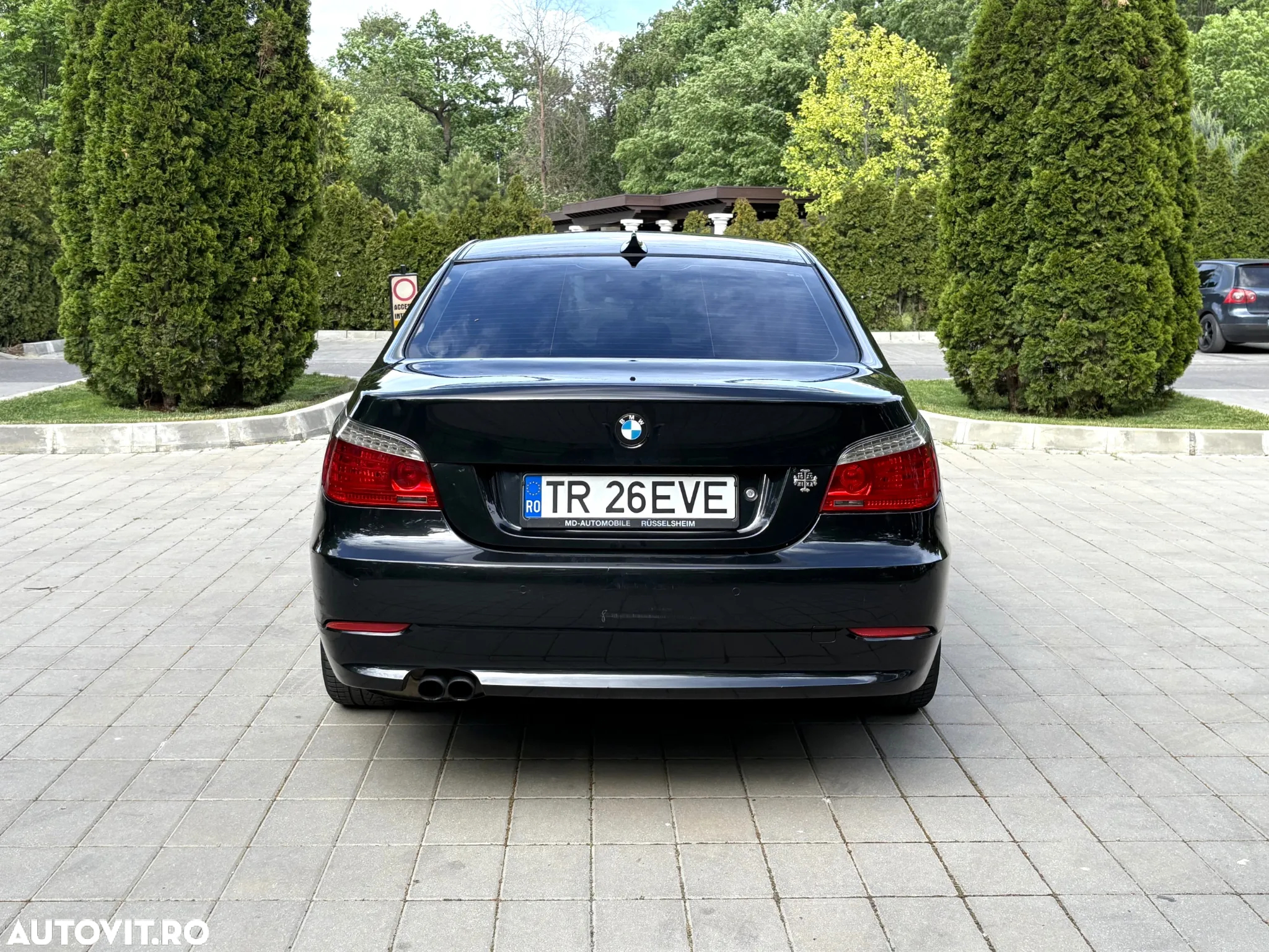 BMW Seria 5 525d Aut. Edition Lifestyle - 8