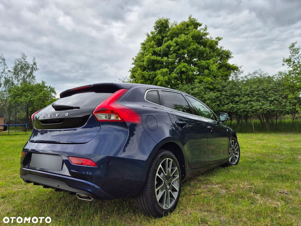 Volvo V40 D4 Drive-E Ocean Race - 4