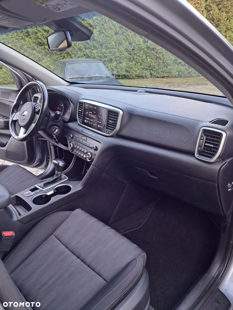 Kia Sportage 1.6 CRDI M 2WD DCT - 12