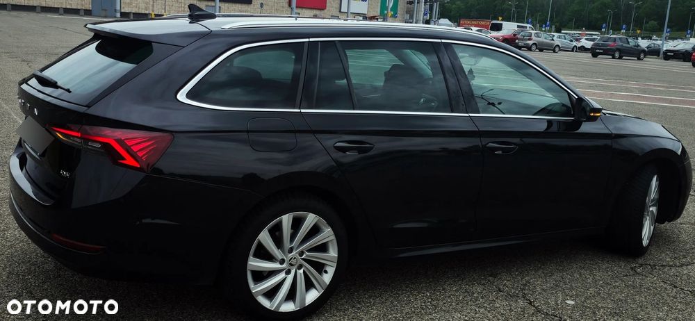 Skoda Octavia 2.0 TDI 4x4 Style DSG - 6