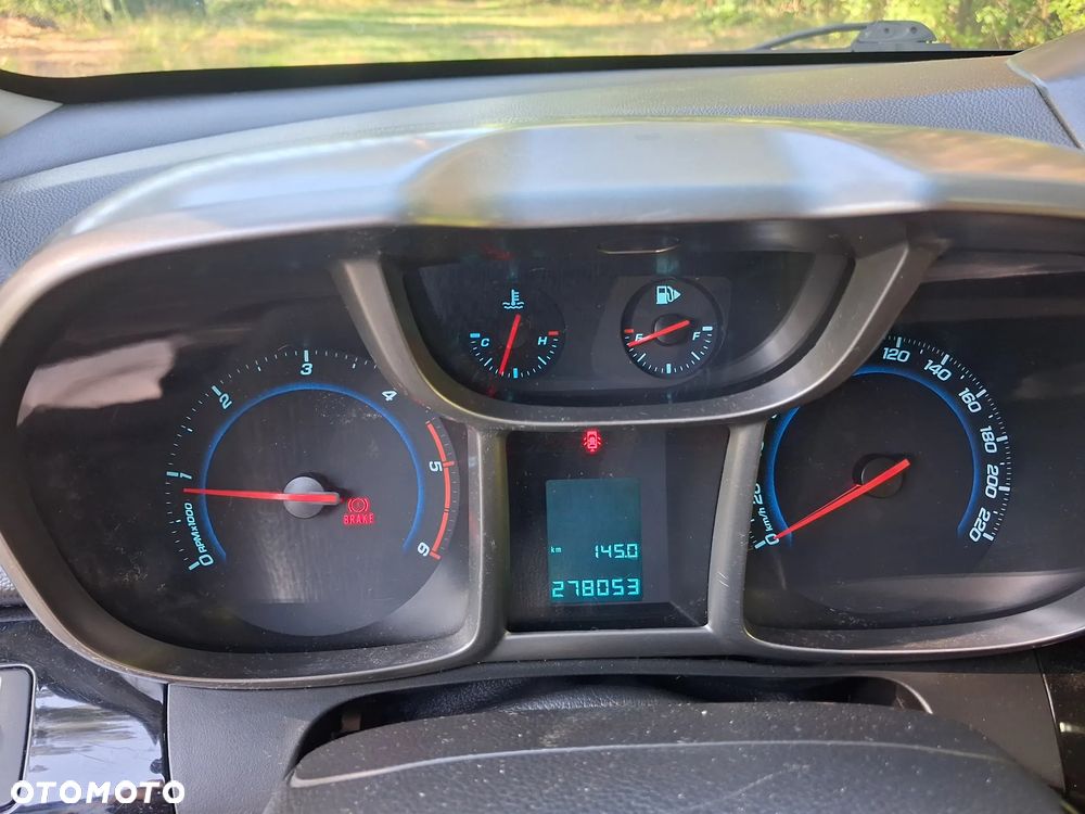 Chevrolet Orlando - 17
