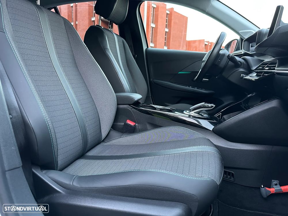 Peugeot e-208 50 kWh Allure Pack - 29