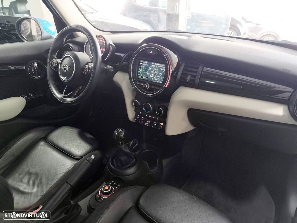 MINI 5 Portas Cooper S - 17
