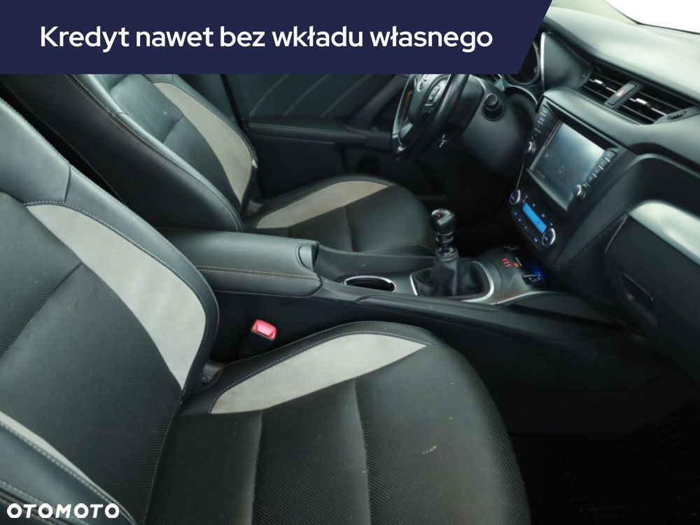 Toyota Avensis - 11