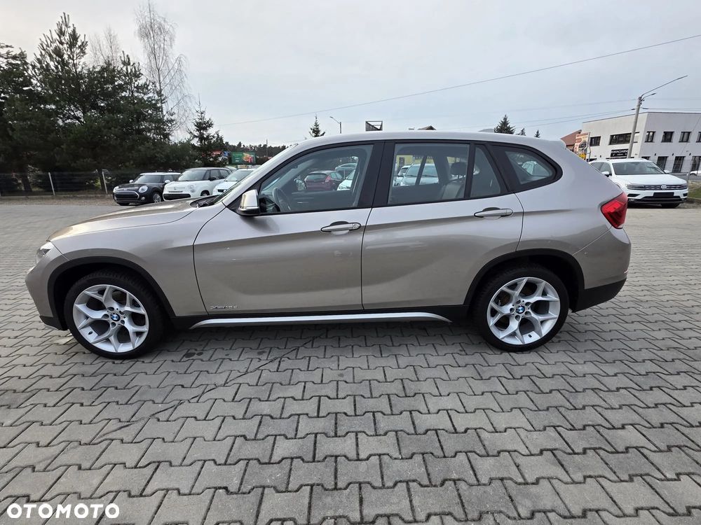 BMW X1 xDrive18d xLine - 6