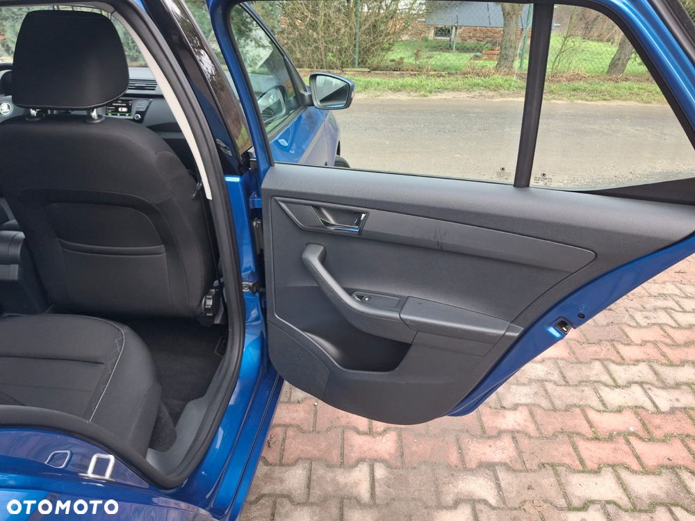 Skoda Fabia 1.0 TSI Cool Edition Red & Grey - 20