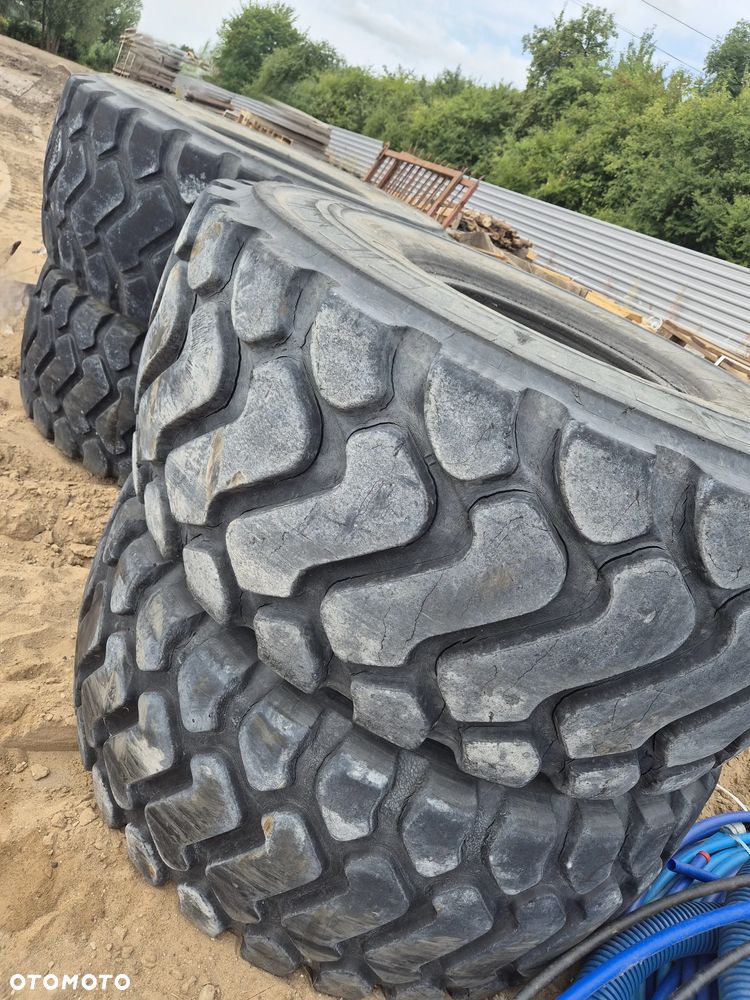 Opony do ładowarki Michelin 29,5 R25 - 2