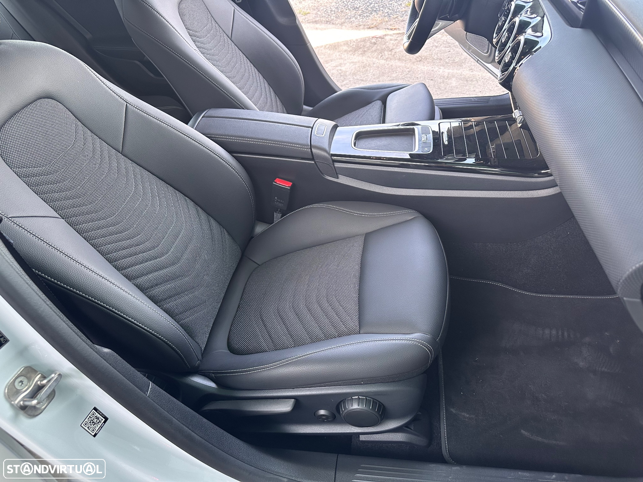 Mercedes-Benz A 250 Limousine e Progressive - 13