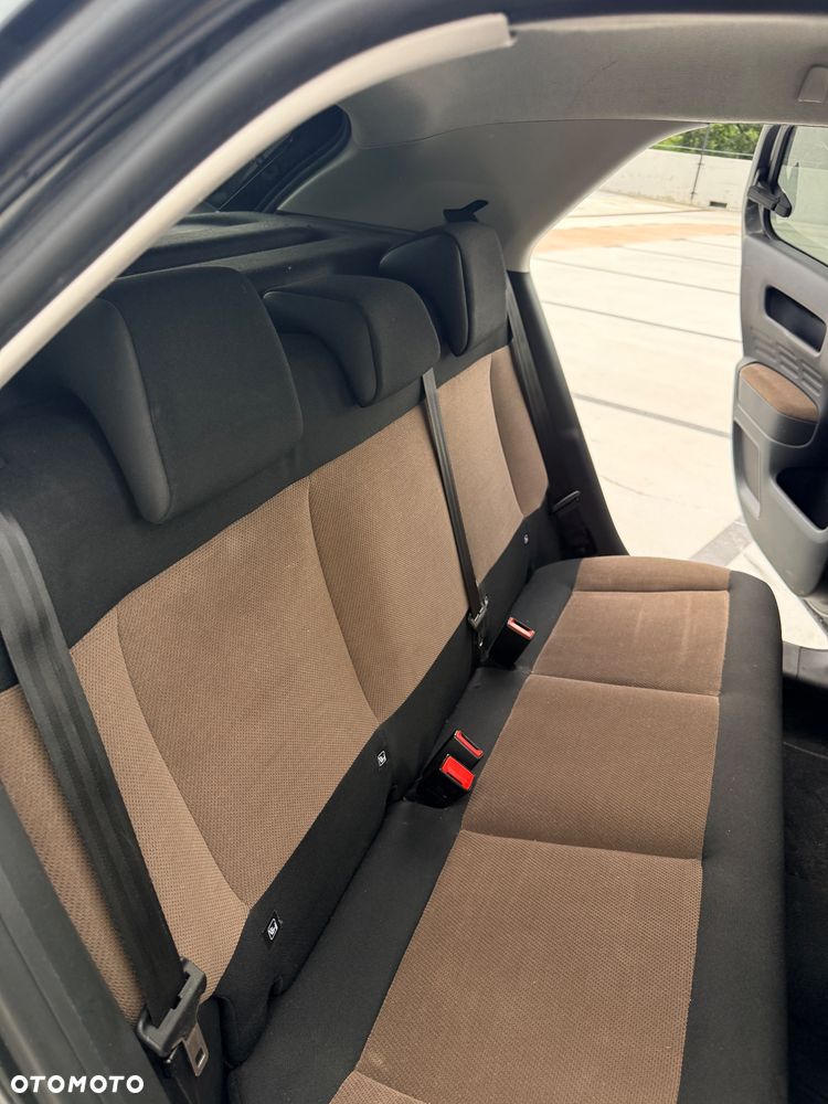 Citroën C4 Cactus 1.2 PureTech Shine Edition S&S - 18