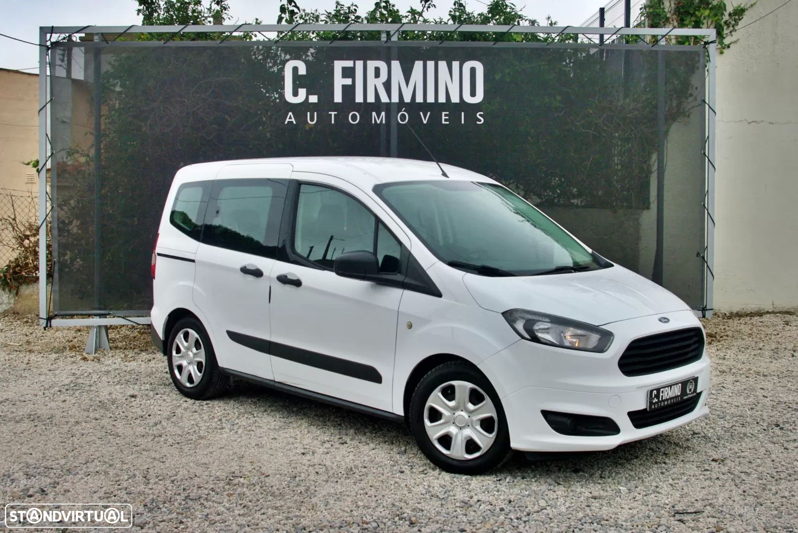 Ford Tourneo Courier 1.5 TDCi Ambiente - 6