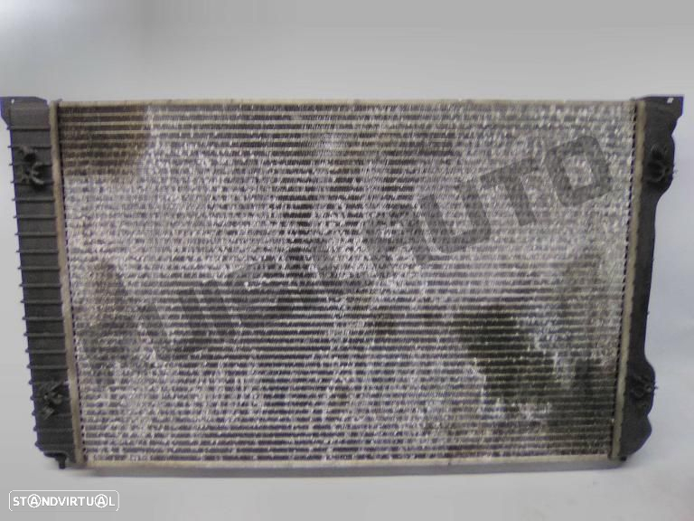 Radiador Da água 8e012_1251l Audi A4 B7 (8e) [2004_2008] 2.0 Td - 2
