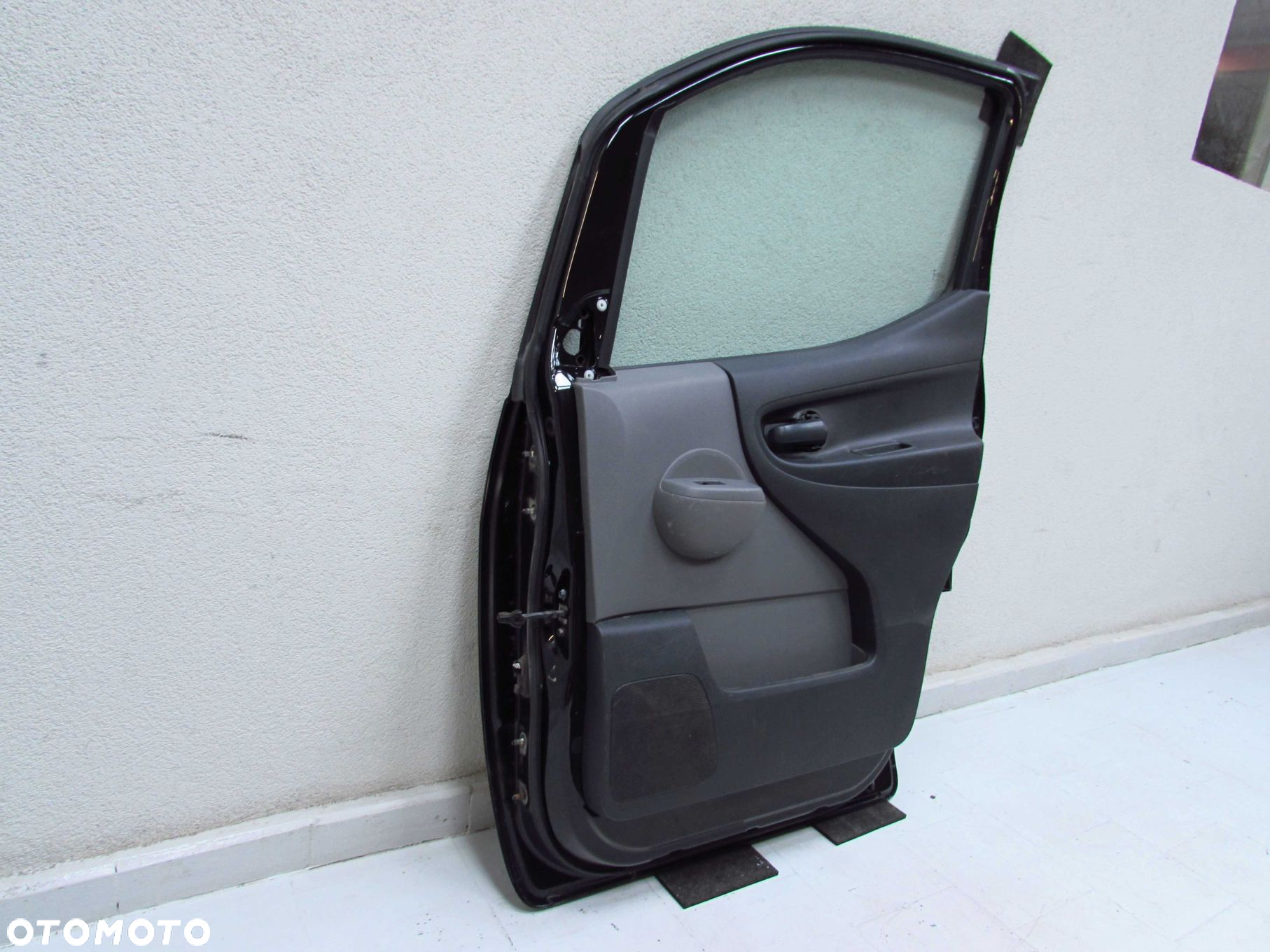NISSAN NV200 09-21 DRZWI PRZOD PRAWE PRZEDNIE KPL - 8