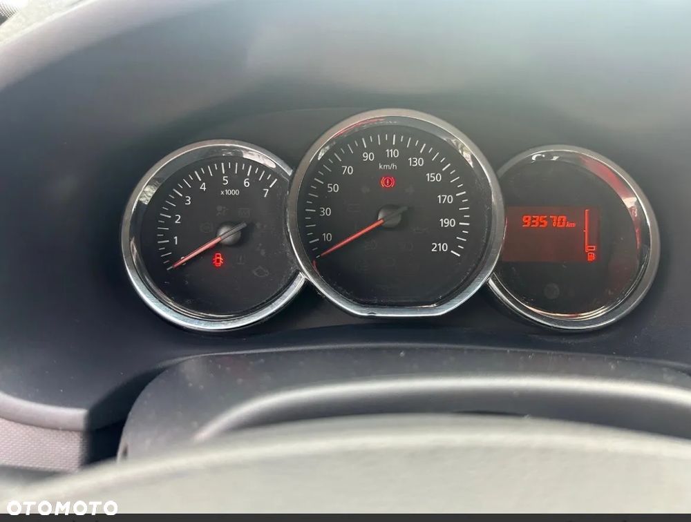 Dacia Sandero 0.9 TCe Laureate - 12