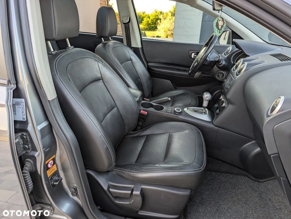 Nissan Qashqai 2.0 dCi 4x4 Tekna Premium - 31