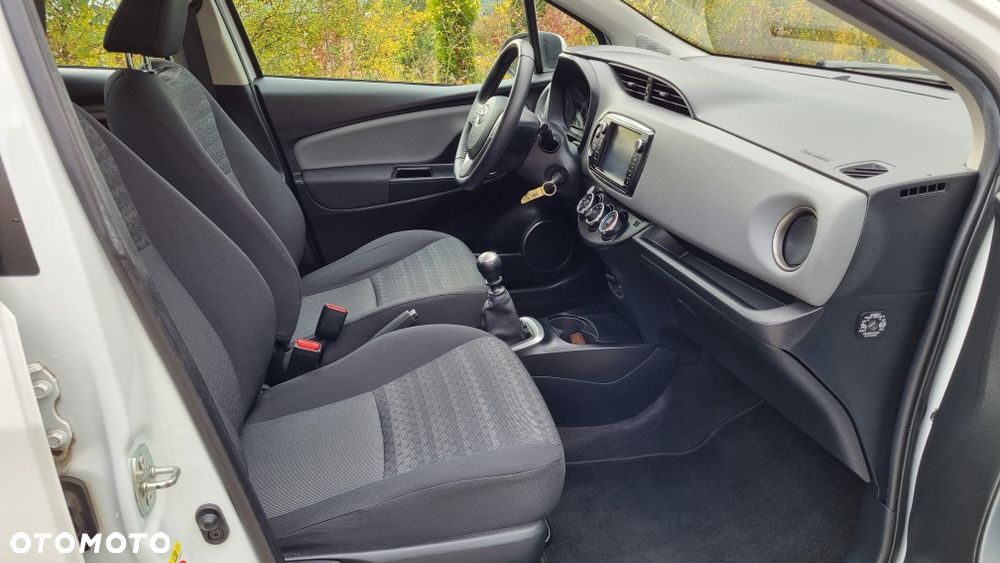 Toyota Yaris - 7
