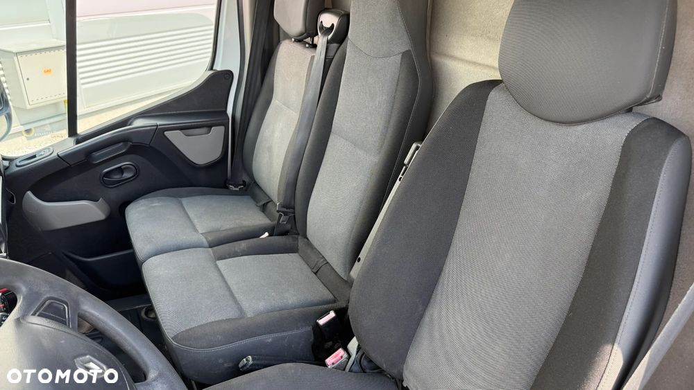 Renault Master 2.3 DCI - 13