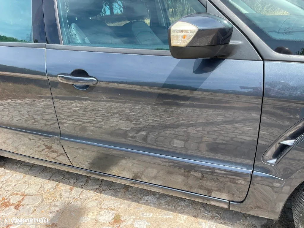 Ford S-Max 1.8 TDCi Titanium 7L - 18