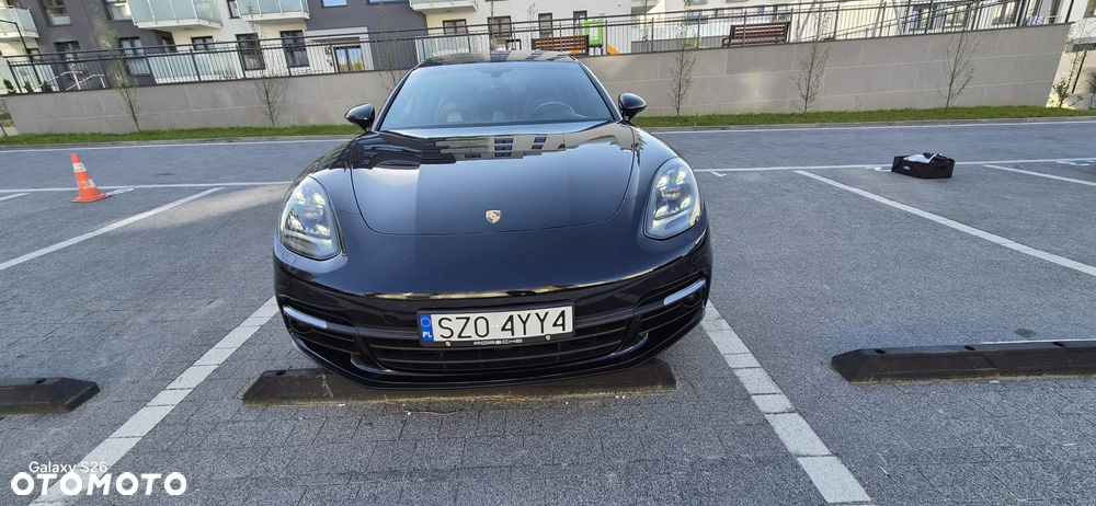 Porsche Panamera 4S - 39