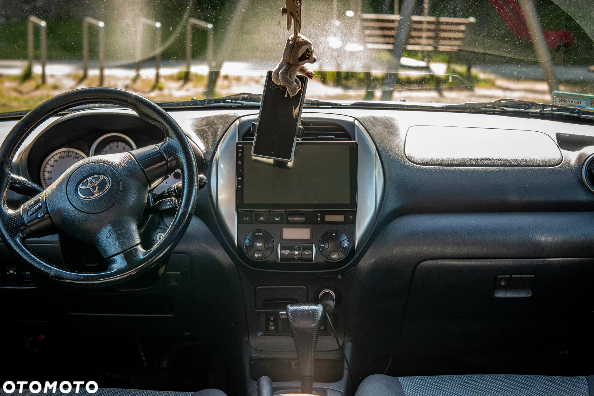 Toyota RAV4 - 5