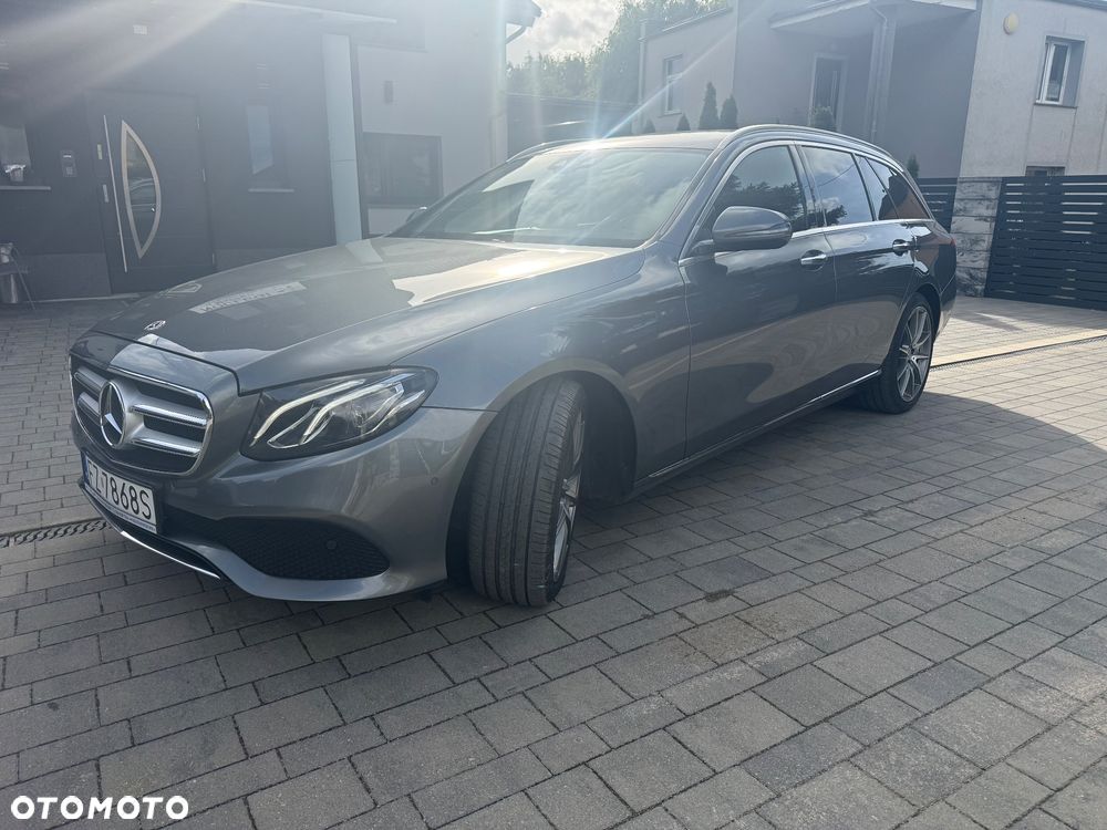 Mercedes-Benz Klasa E 220 d 4-Matic 9G-TRONIC - 7