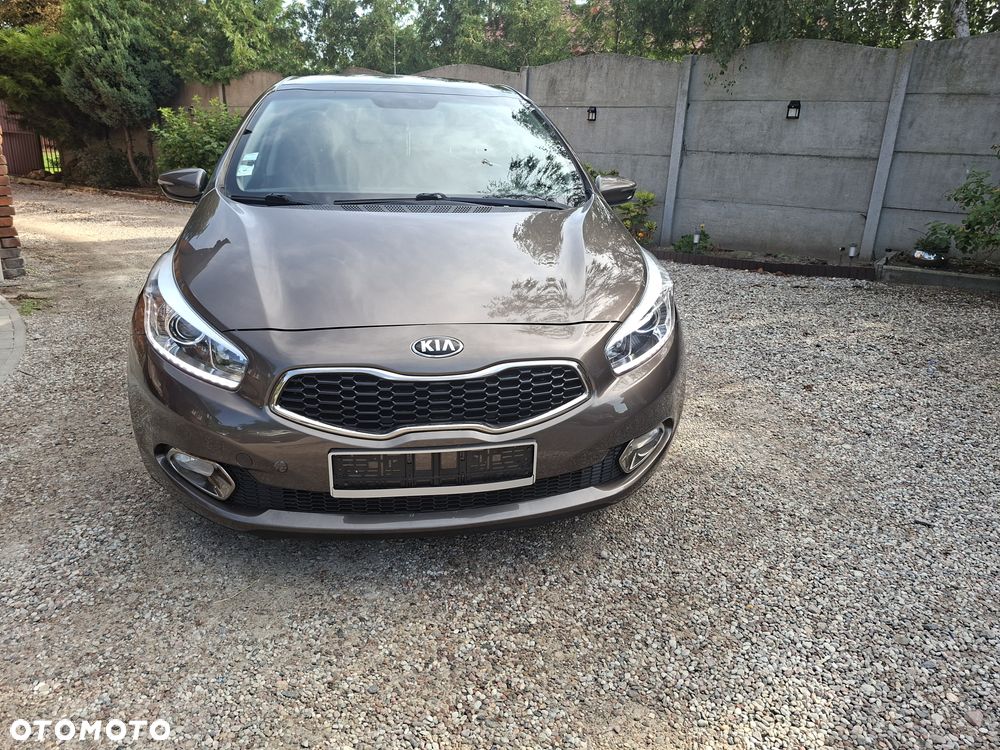 Kia Ceed 1.6 GDI DCT Platinum Edition - 3