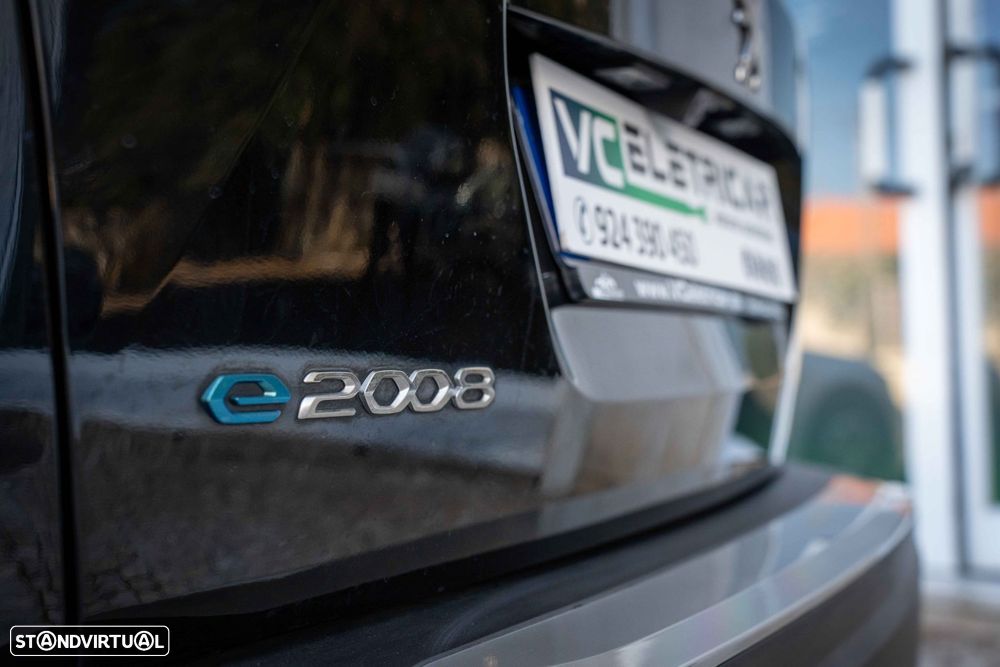 Peugeot e-2008 50 kWh Allure - 5