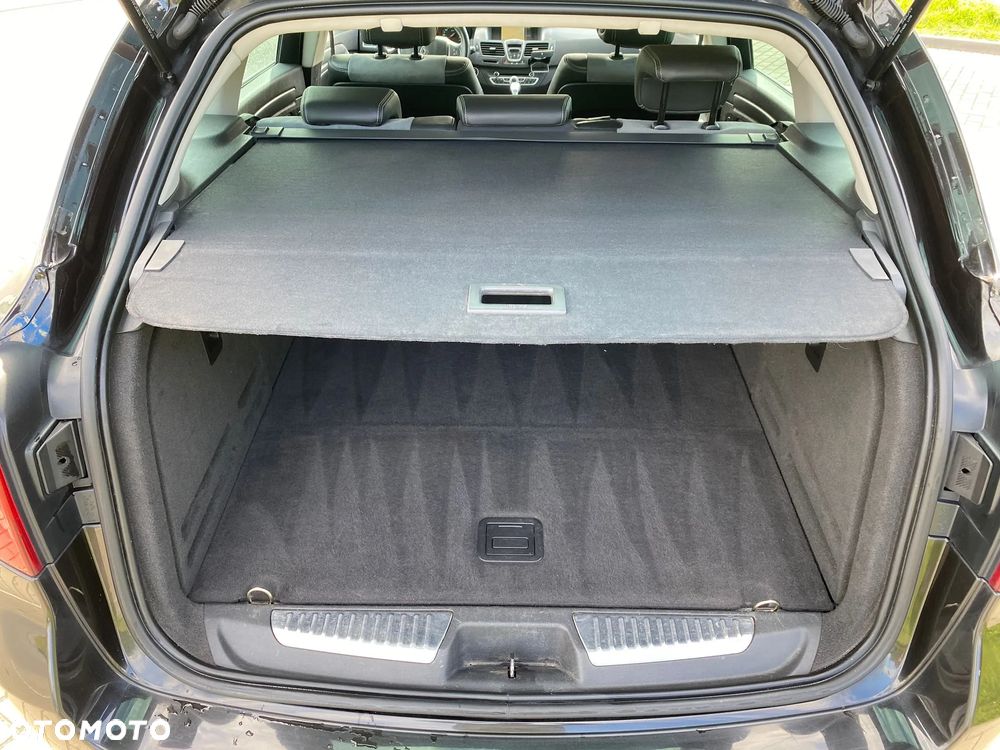 Renault Laguna Grandtour dCi 175 FAP GT - 18