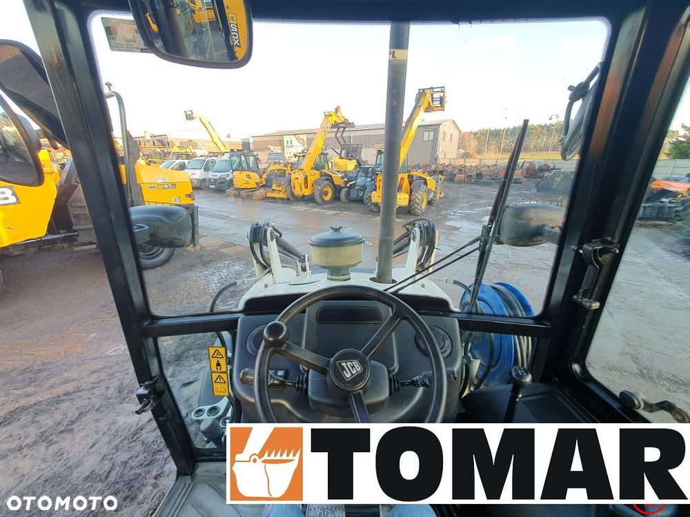 JCB 2CX - 18