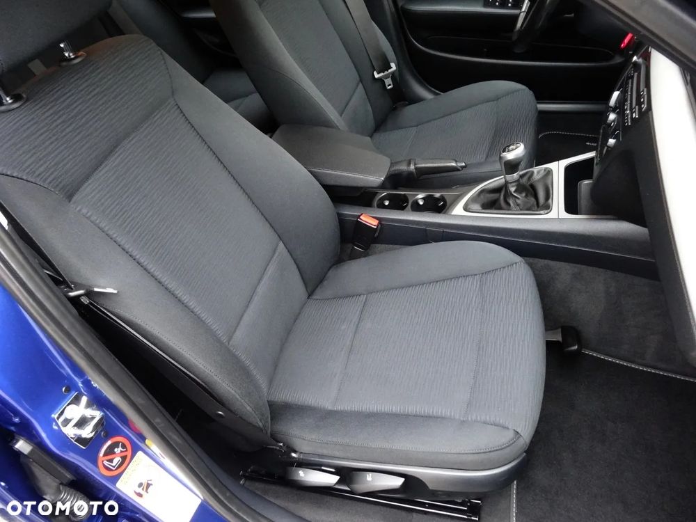 BMW Seria 1 118d DPF - 22