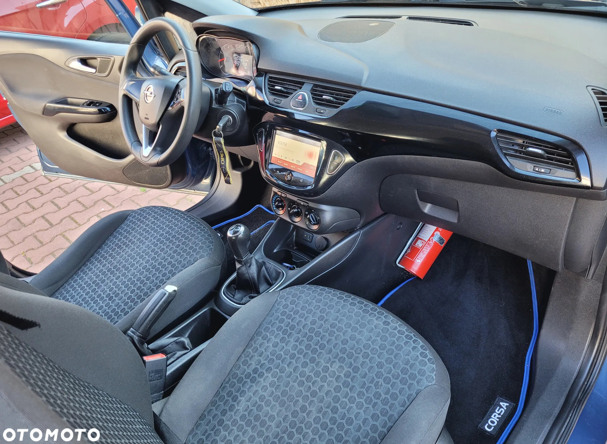 Opel Corsa 1.2 Cosmo - 10