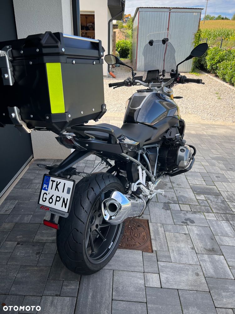 BMW R - 9
