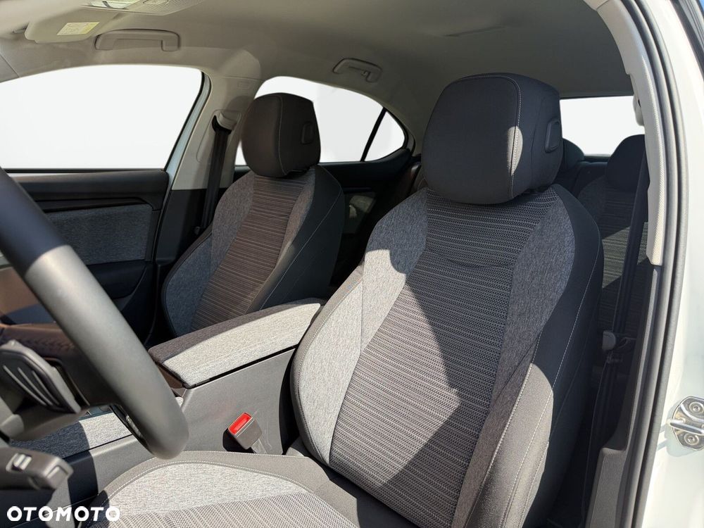 Skoda Superb 2.0 TDI SCR 4x4 Selection DSG - 13