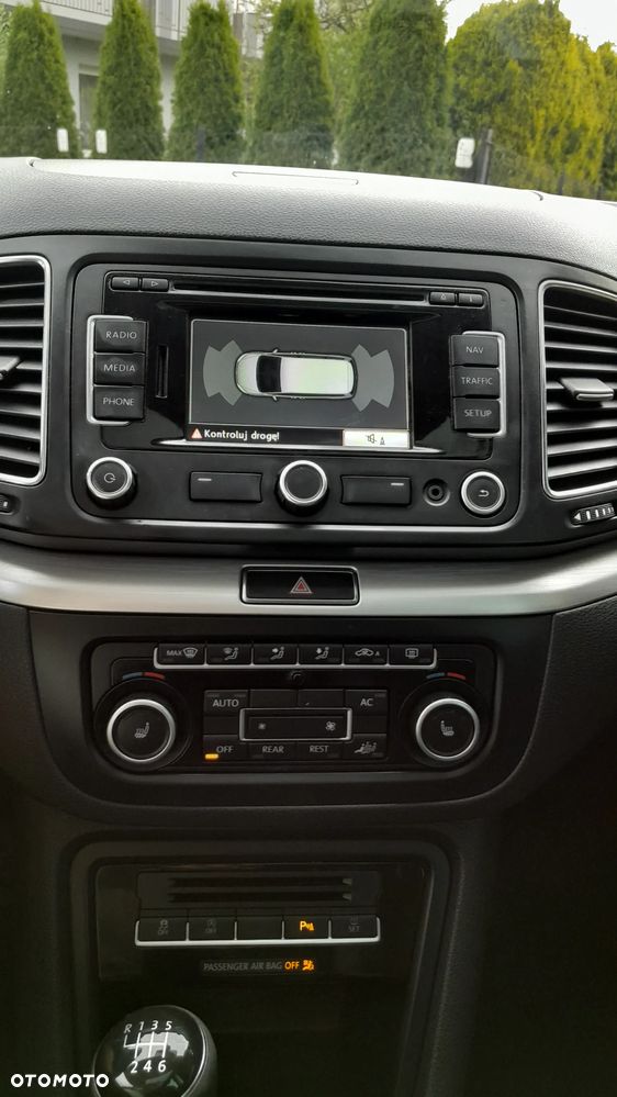 Volkswagen Sharan - 24