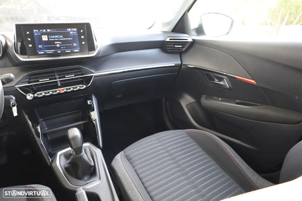 Peugeot 208 1.2 PureTech Active - 17