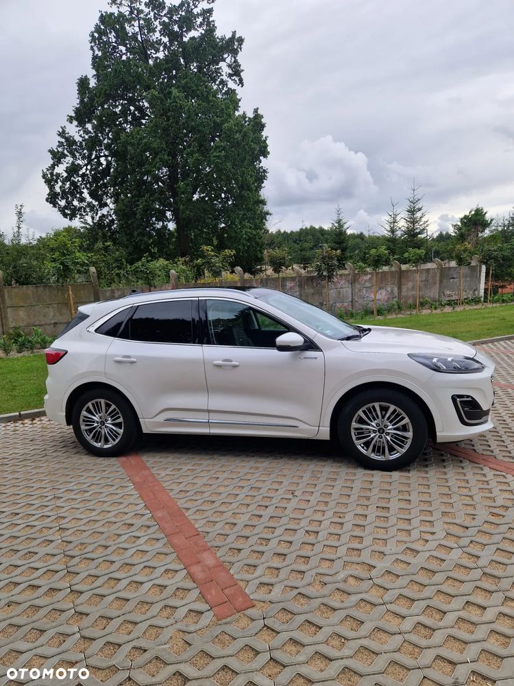 Ford Kuga - 4