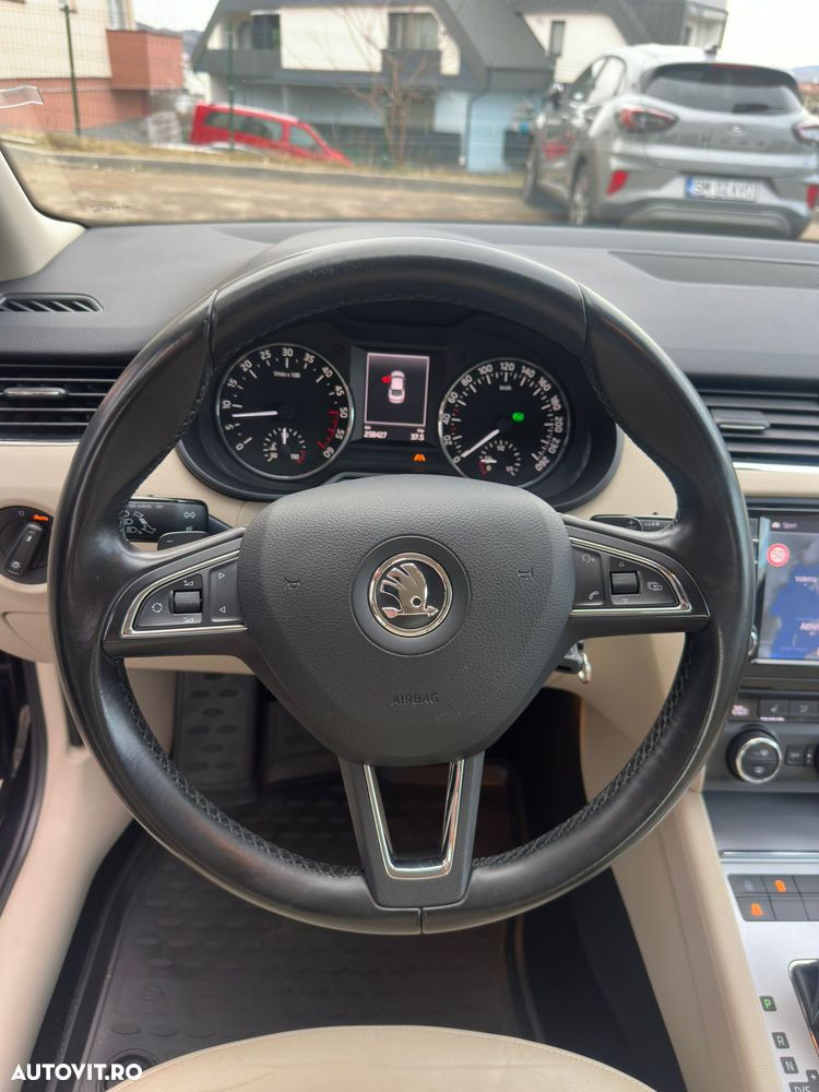 Skoda Octavia 2.0 TDI Green tec DSG Elegance - 13