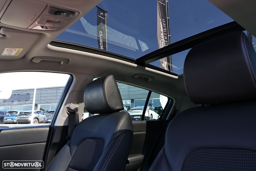 Kia Sportage 1.6 CRDI ISG MHEV Tech - 8