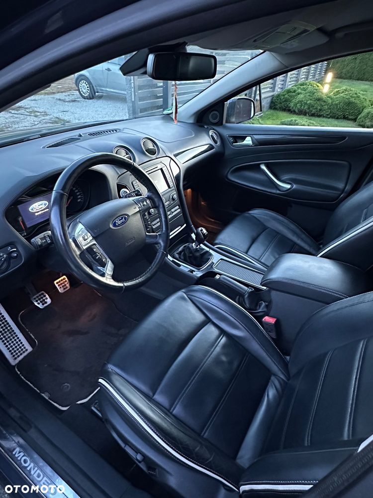 Ford Mondeo - 8