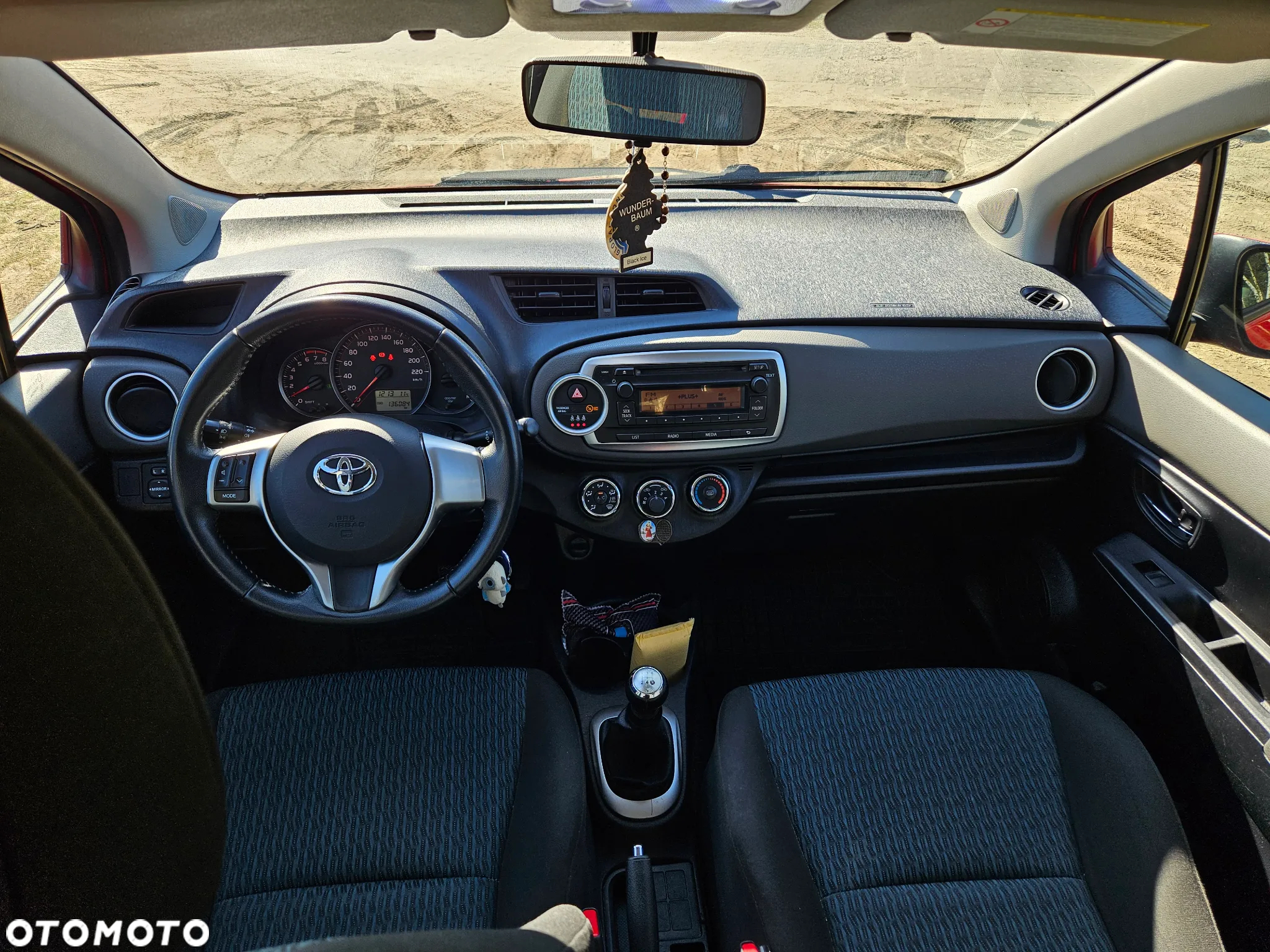 Toyota Yaris 1.0 Active - 11