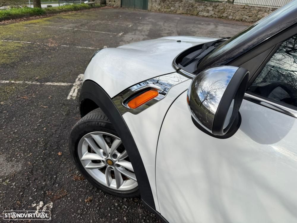 MINI Countryman Cooper D - 16