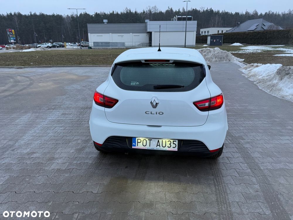 Renault Clio 1.2 16V Life - 5