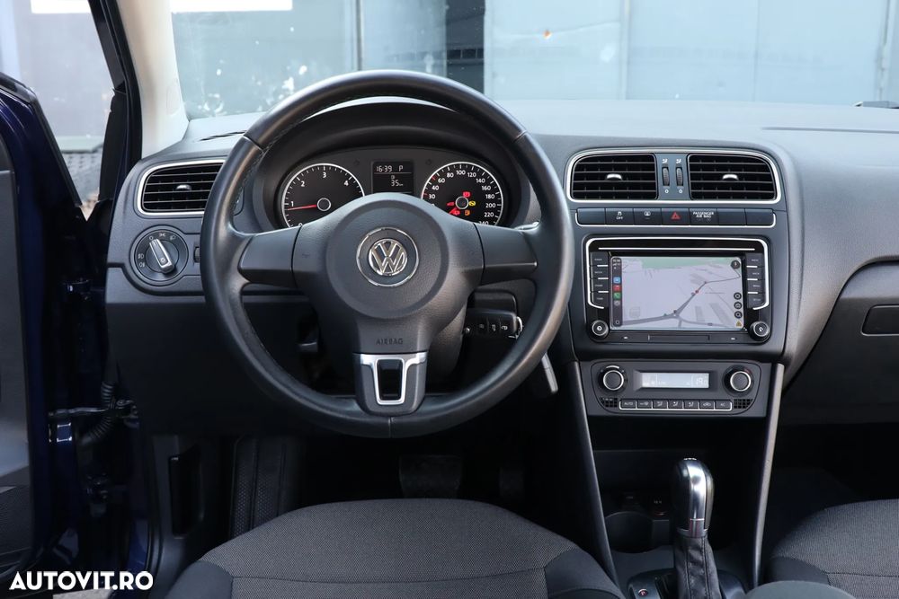 Volkswagen Polo 1.6 TDI DSG Comfortline - 6