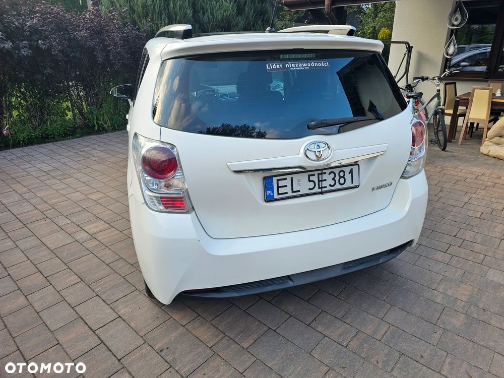 Toyota Verso 1.8 Premium EU6 - 4