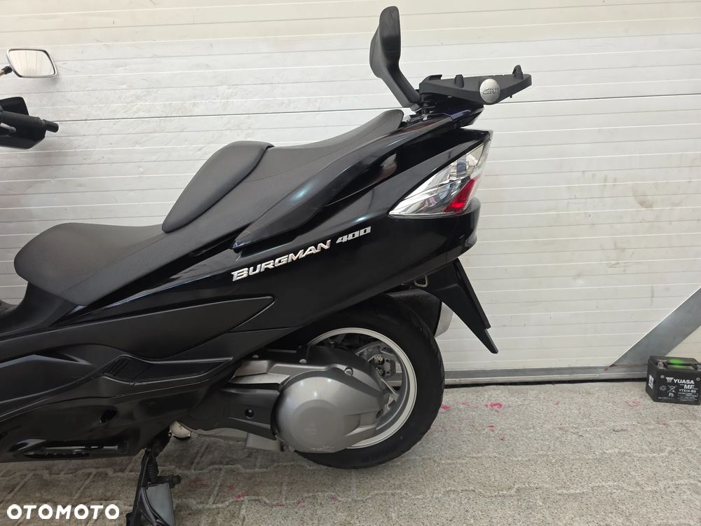 Suzuki Burgman - 11