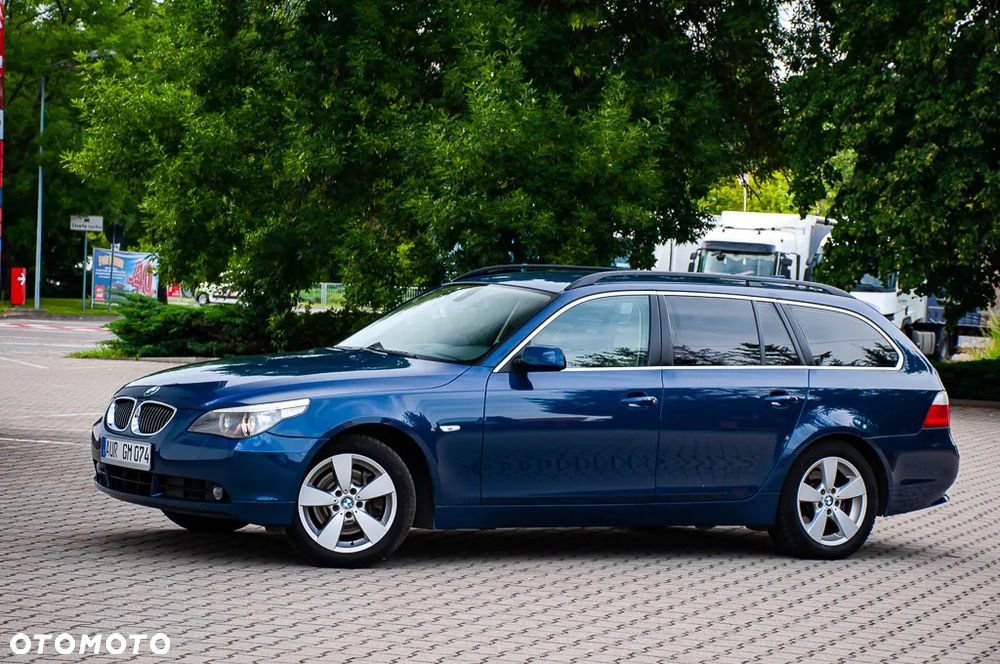 BMW Seria 5 530xi Touring - 18