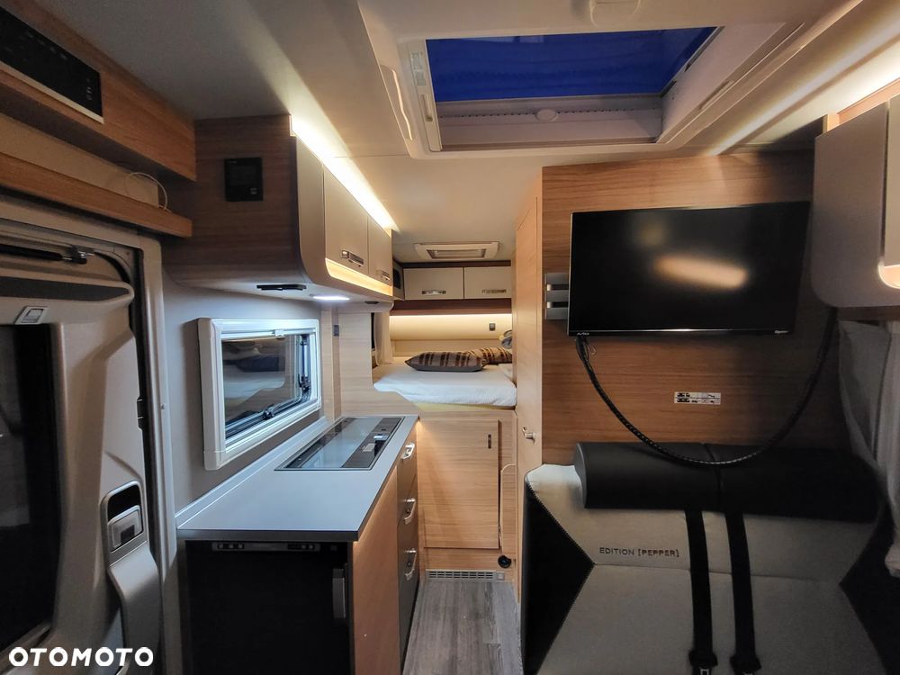 Volkswagen Carawan - 8