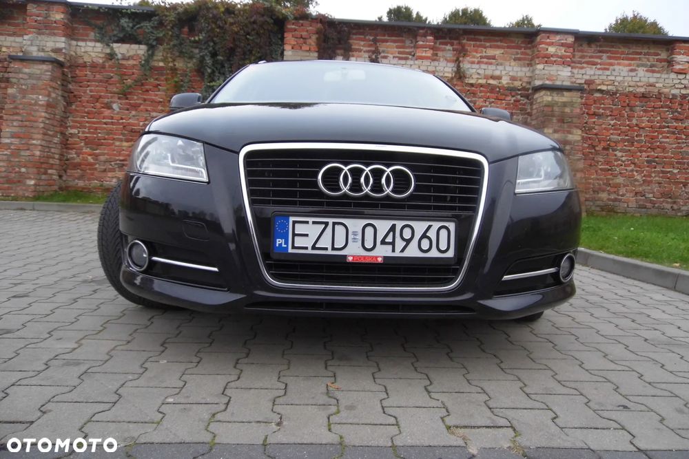 Audi A3 Sportback - 8