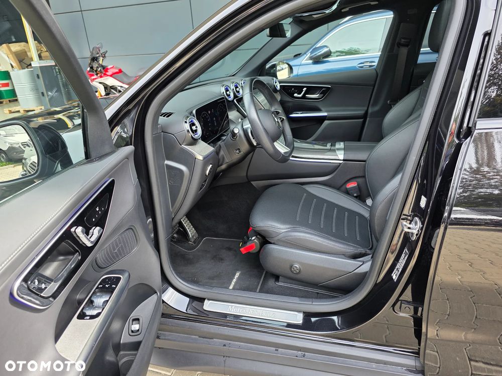 Mercedes-Benz GLC 200 mHEV 4-Matic AMG Line - 13